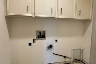 3018 Apple Valley Dr, Garland, TX 75043 - Photo 17