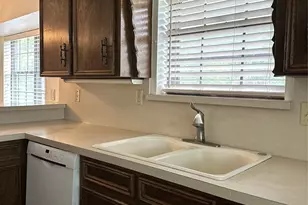 3018 Apple Valley Dr, Garland, TX 75043 - Photo 15