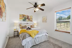 206 E Arbor Ct, Springtown, TX 76082 - Photo 21