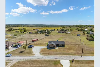 206 E Arbor Court, Springtown, TX 76082 - Photo 35