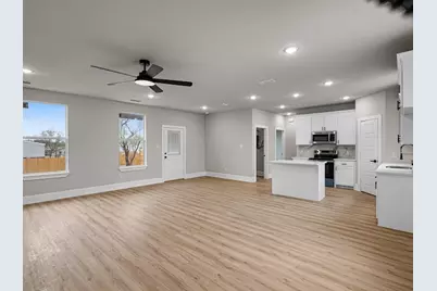 187 Cactus Canyon Drive, Bridgeport, TX 76426 - Photo 3