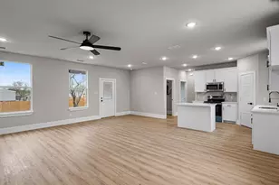 187 Cactus Canyon Dr, Bridgeport, TX 76426 - Photo 3