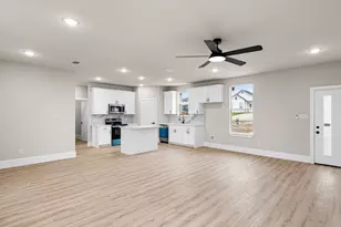 187 Cactus Canyon Dr, Bridgeport, TX 76426 - Photo 5