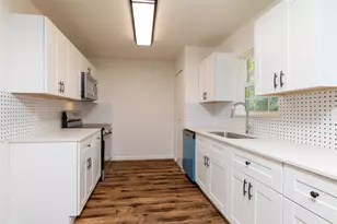 2933 Nueva Tierra St, Grand Prairie, TX 75052 - Photo 13