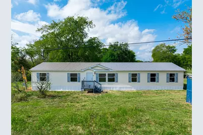 910 Pacific Street E, Honey Grove, TX 75446 - Photo 1
