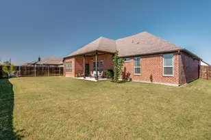 808 Mary Lee Ln, Collinsville, TX 76233 - Photo 35