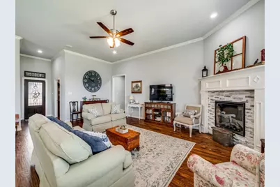 808 Mary Lee Lane, Collinsville, TX 76233 - Photo 9