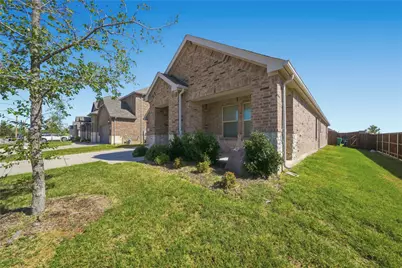 3400 Kingsview Drive, Denton, TX 76207 - Photo 1