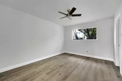 1507 E Lovers Lane, Arlington, TX 76010 - Photo 11