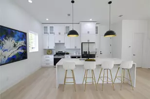 324 N Patton Ave, Dallas, TX 75203 - Photo 7