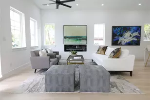 324 N Patton Ave, Dallas, TX 75203 - Photo 3