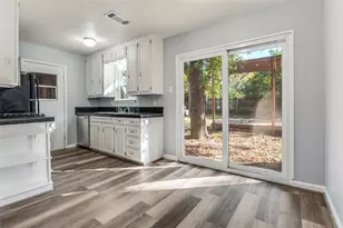 803 Clover Park Dr, Arlington, TX 76013 - Photo 9