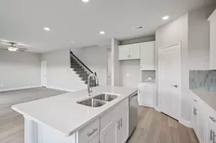 2102 Dunbar Dr, Sherman, TX 75092 - Photo 5