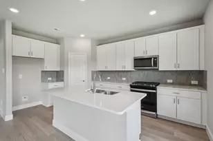 2102 Dunbar Dr, Sherman, TX 75092 - Photo 1