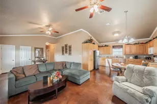 307 E Vernon St, Decatur, TX 76234 - Photo 7