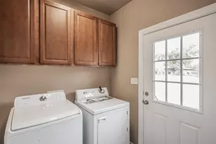 307 E Vernon St, Decatur, TX 76234 - Photo 15