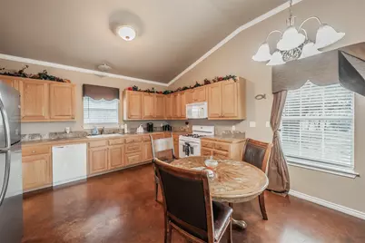 307 E Vernon Street, Decatur, TX 76234 - Photo 11