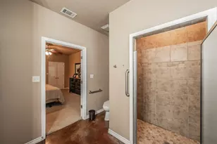 307 E Vernon St, Decatur, TX 76234 - Photo 27