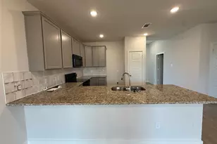 2913 Teasdale St, Lorena, TX 76655 - Photo 5