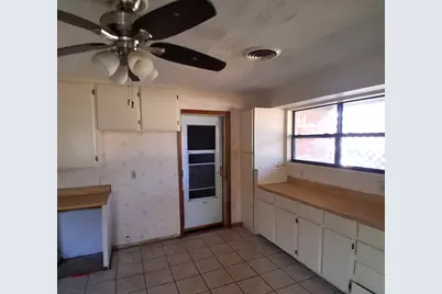 124 N Imperial Drive, Denison, TX 75020 - Photo 5