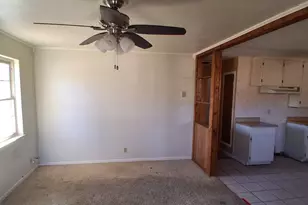 124 N Imperial Dr, Denison, TX 75020 - Photo 3