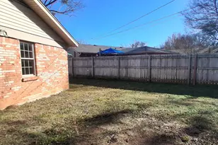 124 N Imperial Dr, Denison, TX 75020 - Photo 11