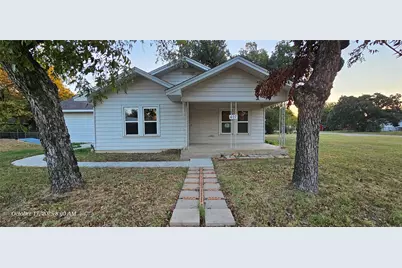 407 Pecan Street, Clyde, TX 79510 - Photo 1