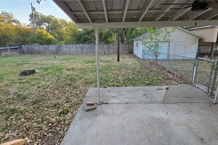 407 Pecan St, Clyde, TX 79510 - Photo 31