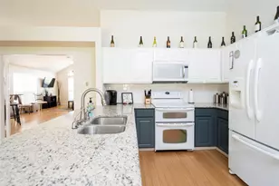 1040 Monarch Dr, Lewisville, TX 75067 - Photo 15