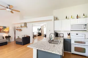 1040 Monarch Dr, Lewisville, TX 75067 - Photo 17