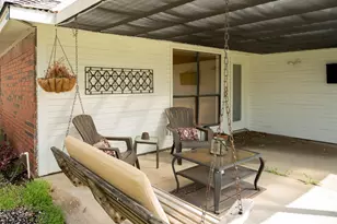 1040 Monarch Dr, Lewisville, TX 75067 - Photo 21