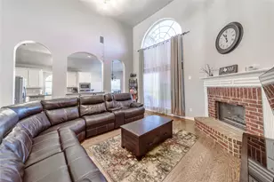8001 St Fillans Ln, Rowlett, TX 75089 - Photo 9
