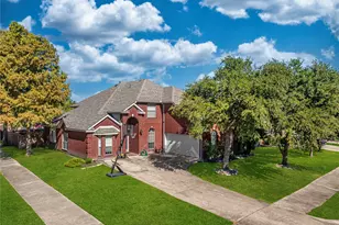 8001 St Fillans Ln, Rowlett, TX 75089 - Photo 9