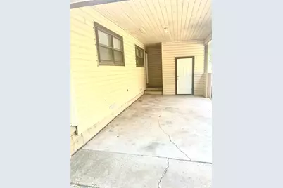 811 S Avenue H, Clifton, TX 76634 - Photo 11