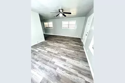 811 S Avenue H, Clifton, TX 76634 - Photo 7