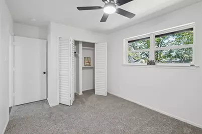 801 E Timberview Lane, Arlington, TX 76014 - Photo 17