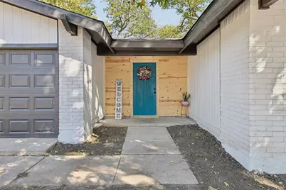 801 E Timberview Lane, Arlington, TX 76014 - Photo 3