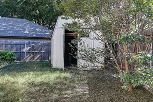 8208 Willow Glen Ct, Fort Worth, TX 76134 - Photo 39