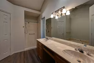 8208 Willow Glen Ct, Fort Worth, TX 76134 - Photo 19