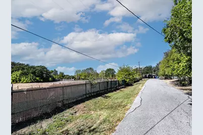 196 Johnson Street, Seagoville, TX 75159 - Photo 3