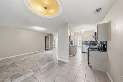 1109 Holly Drive, Carrollton, TX 75010 - Photo 11