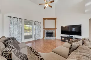 5113 St Charles Dr, Rowlett, TX 75088 - Photo 13