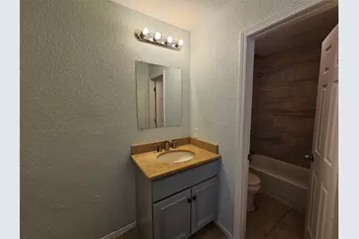 2227 Nantucket Village Drive, Dallas, TX 75227 - Photo 11