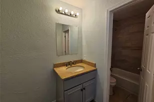 2227 Nantucket Village Dr, Dallas, TX 75227 - Photo 11