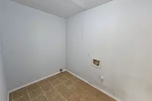 2227 Nantucket Village Dr, Dallas, TX 75227 - Photo 15