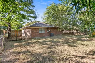 1828 Ramada Dr, Waco, TX 76712 - Photo 19