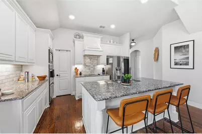 553 Harvest Grove Drive, Waxahachie, TX 75165 - Photo 11