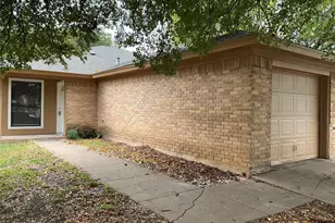 6714 Glenbrook Ln, Fort Worth, TX 76133 - Photo 1