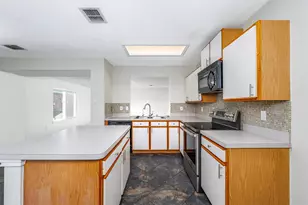 10137 Chapel Ridge Dr, Fort Worth, TX 76116 - Photo 5