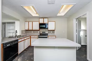 10137 Chapel Ridge Dr, Fort Worth, TX 76116 - Photo 5